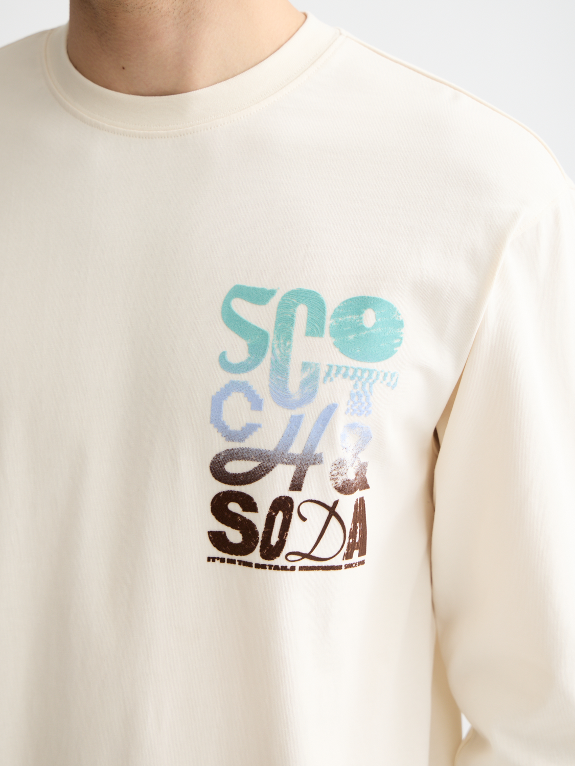 Long sleeved artwork t-shirt - Scotch & Soda AU