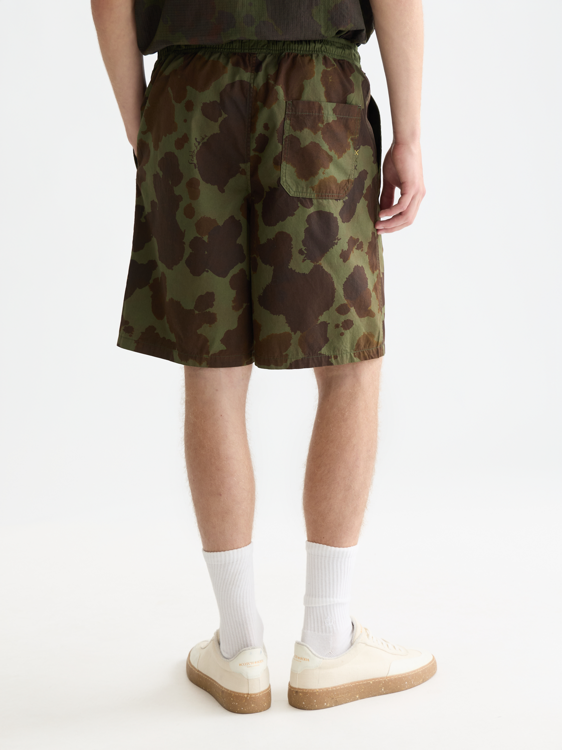 Loose-fit shorts