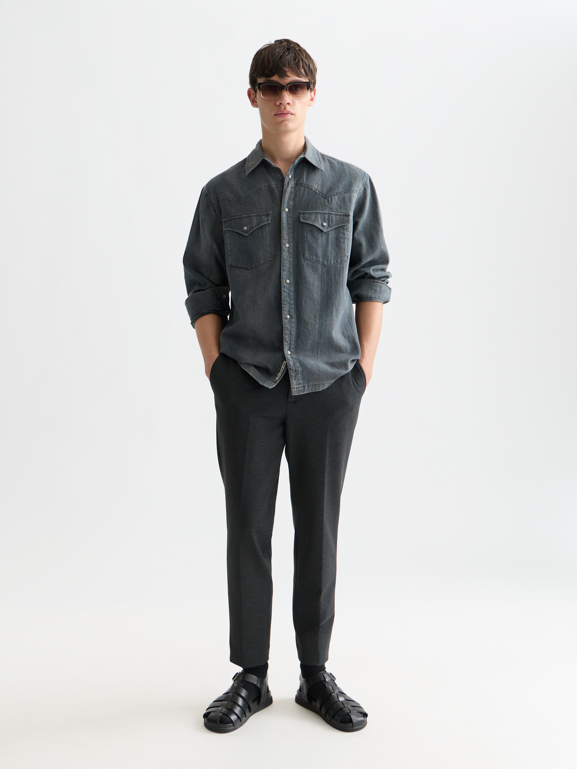 Finch tapered-fit pants
