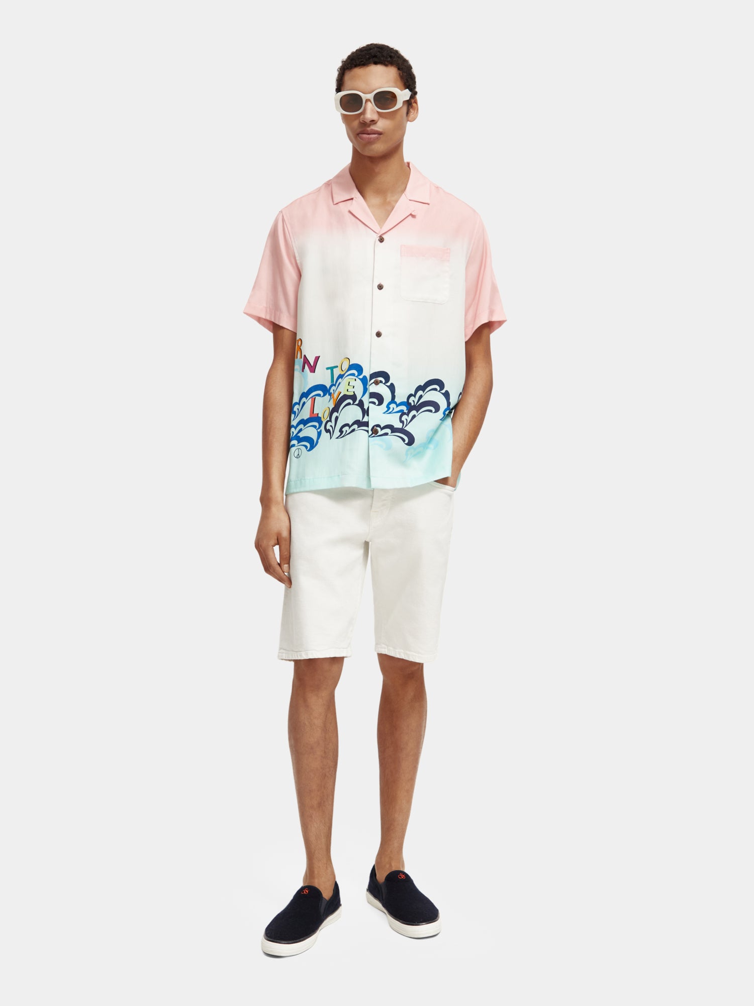 Unisex printed Born to Love camp shirt - Scotch & Soda AU