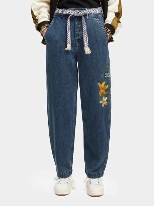 The Pip embroidered artwork boyfriend fit chino - Scotch & Soda AU