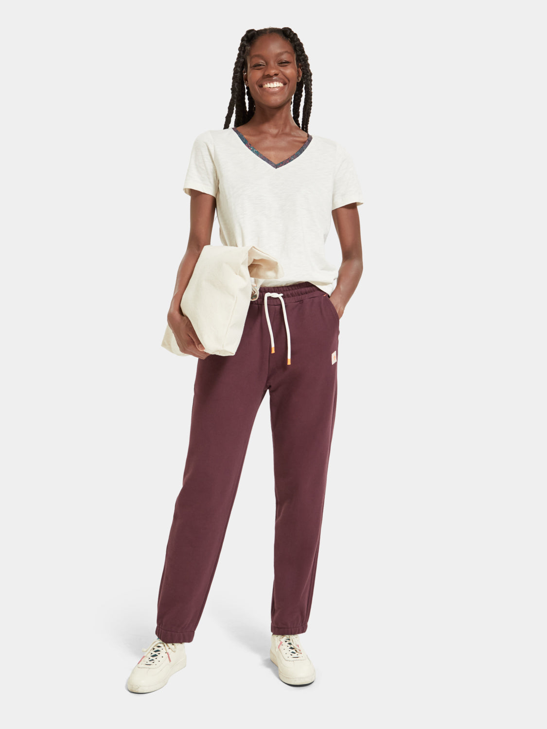 Contrast neckline v-neck t-shirt - Scotch & Soda AU