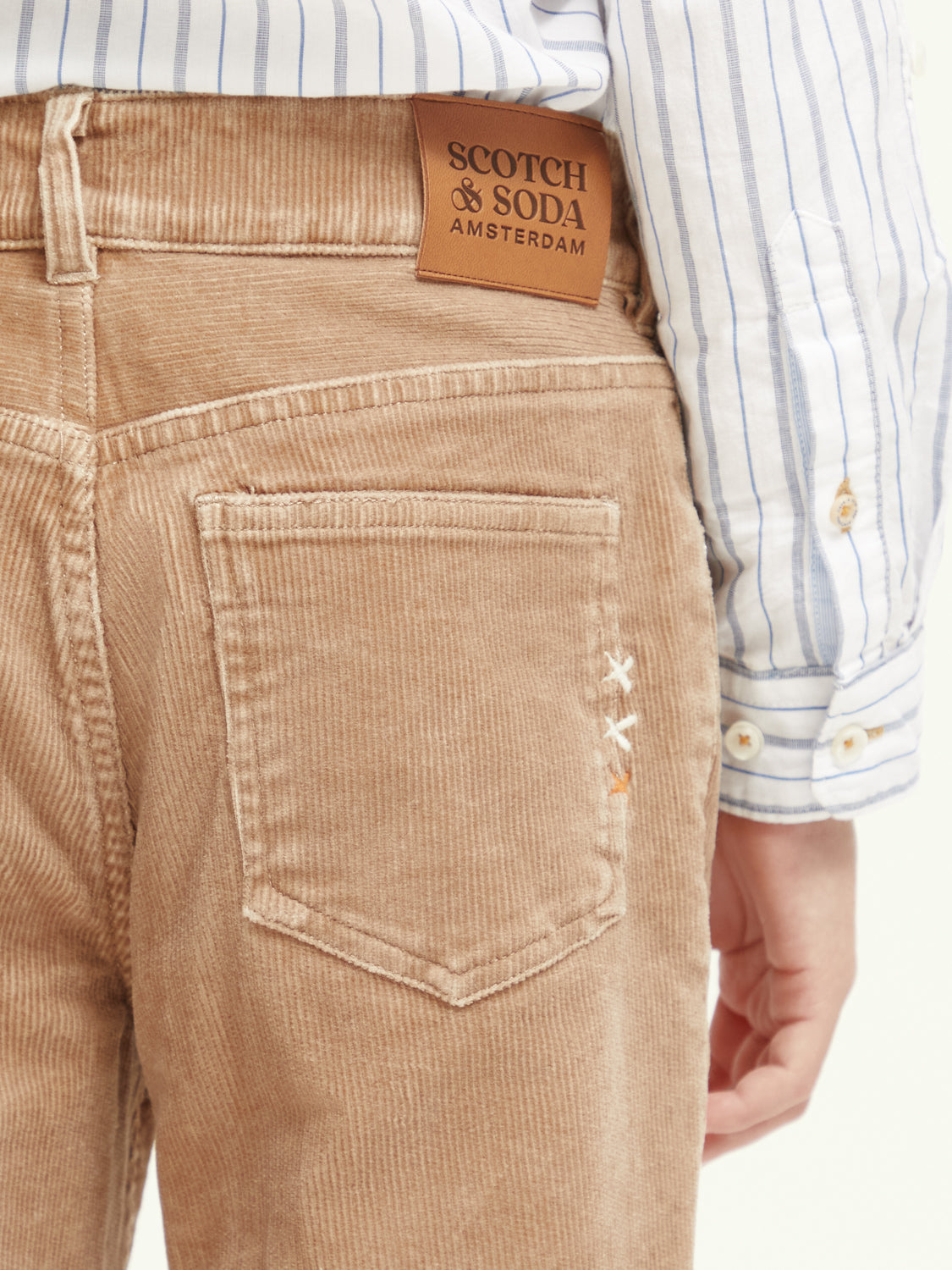 Kids - Dean loose-fit tapered jeans - Scotch & Soda AU