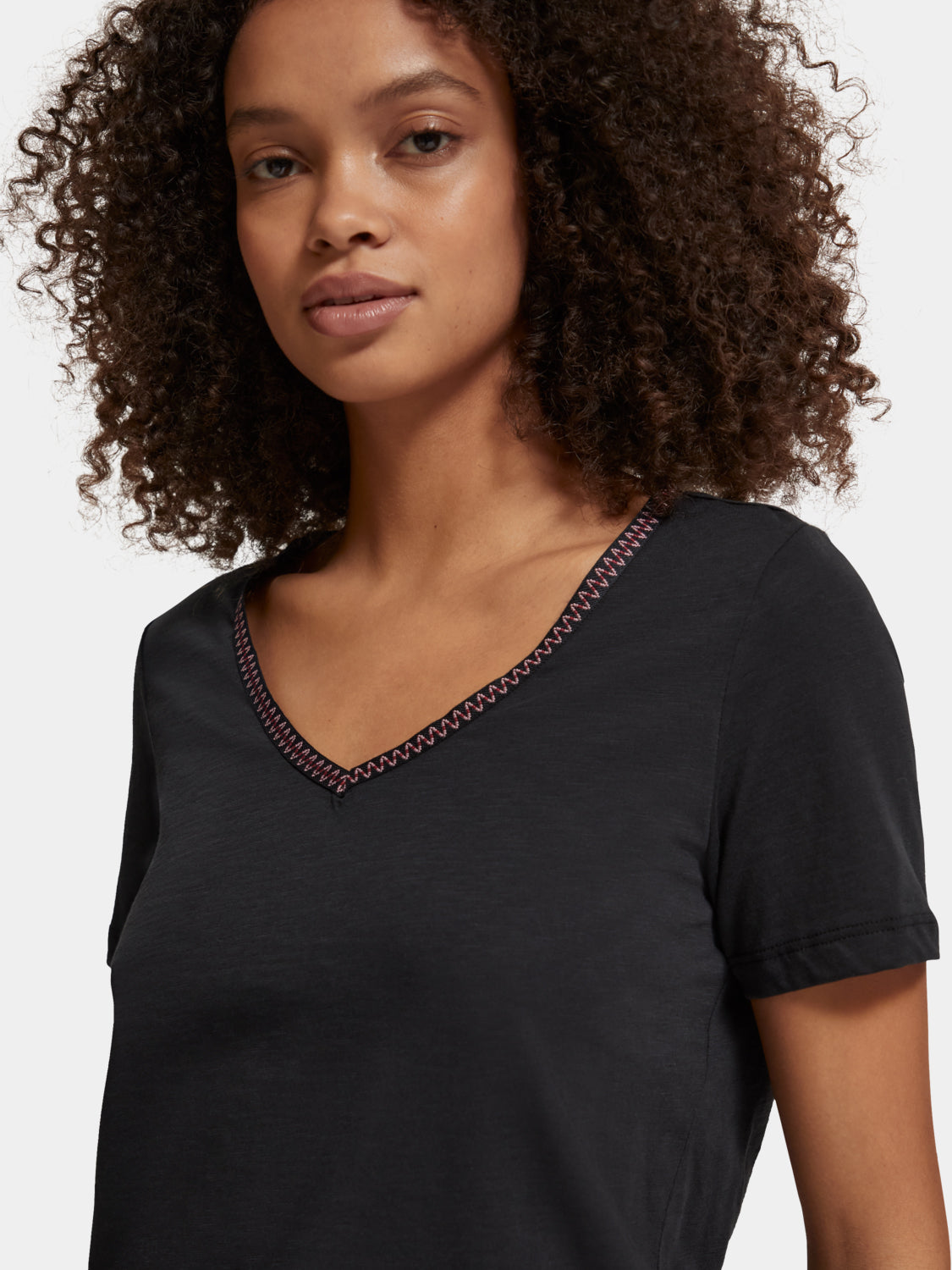 Short-sleeved v-neck t-shirt - Scotch & Soda AU