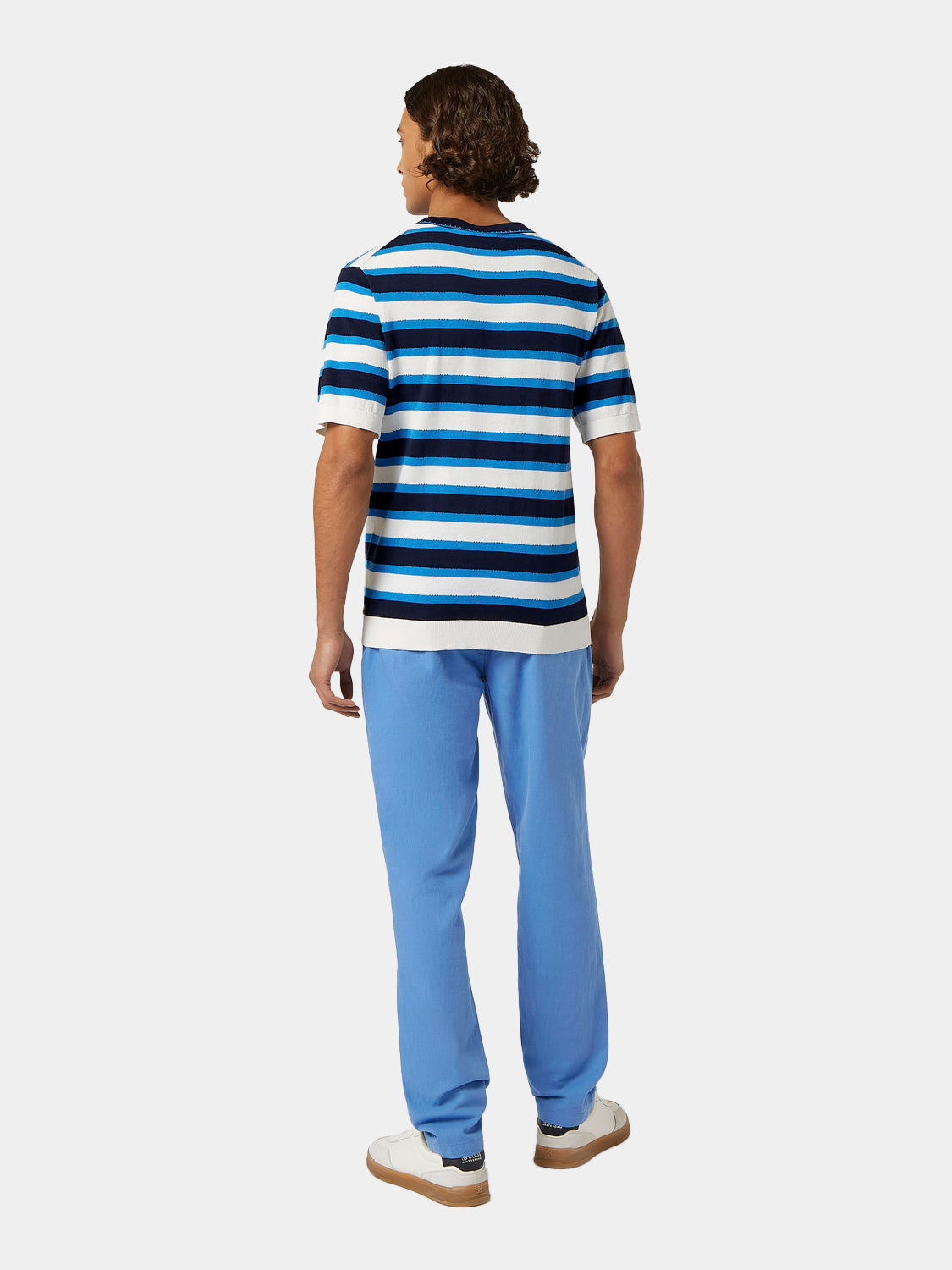 Knitted v-neck t-shirt