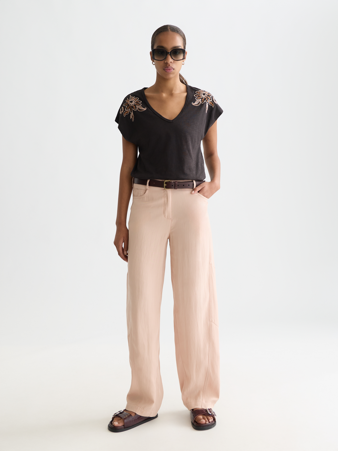 Lotus barrel leg pants