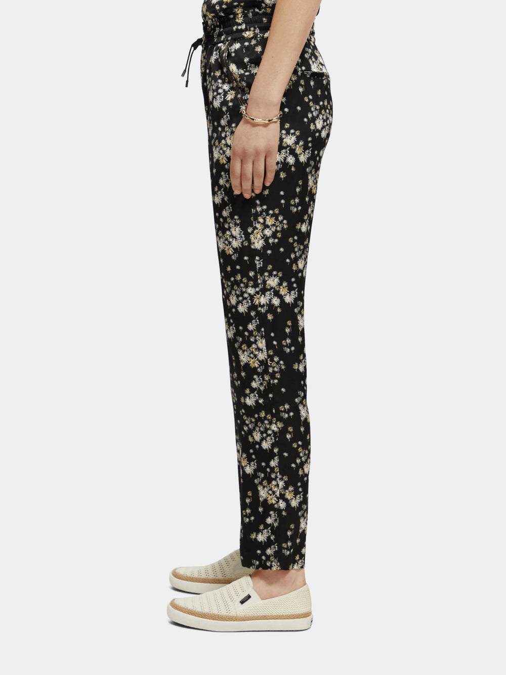 Nina mid-rise tapered printed silky pants - Scotch & Soda AU