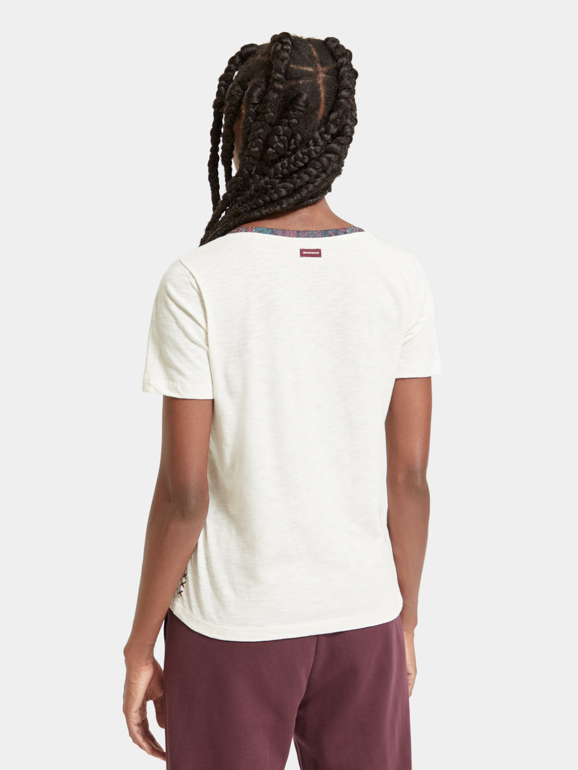 Contrast neckline v-neck t-shirt - Scotch & Soda AU