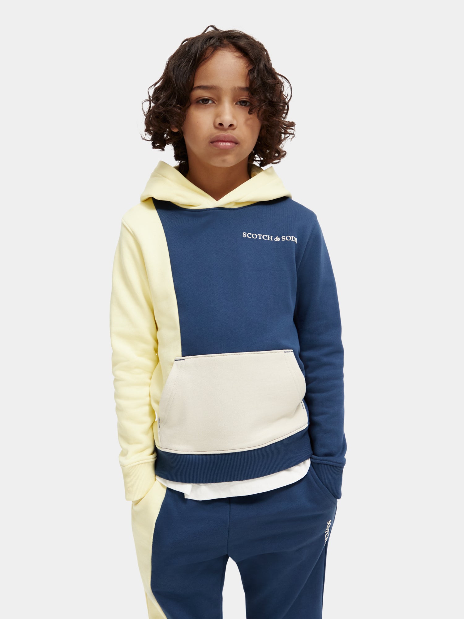 Regular-fit colourblock hoodie - Scotch & Soda AU