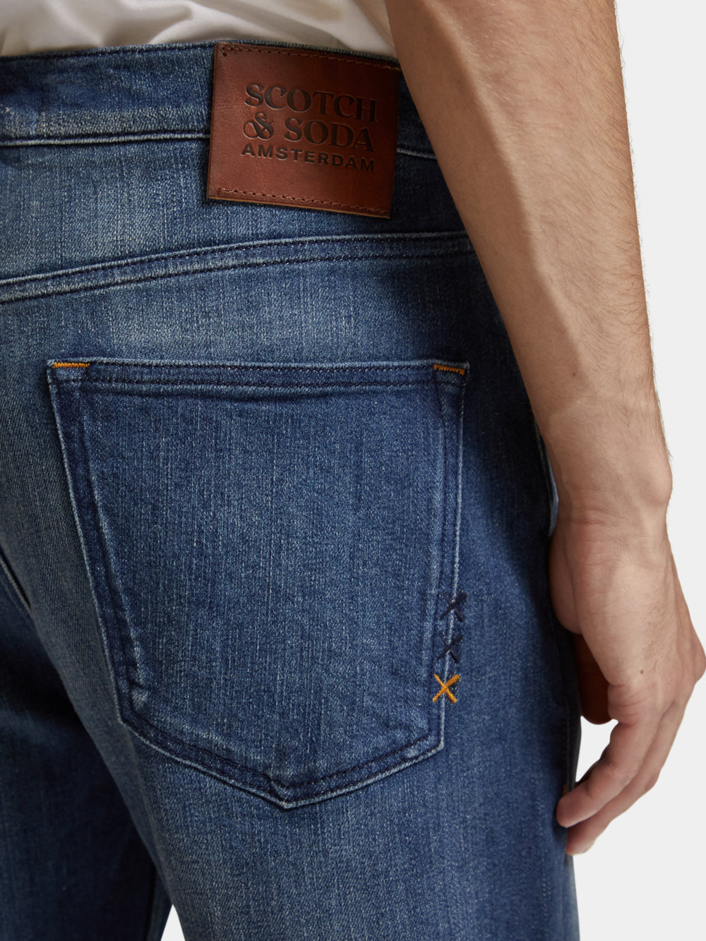 Drop regular tapered-fit jeans - Scotch & Soda AU