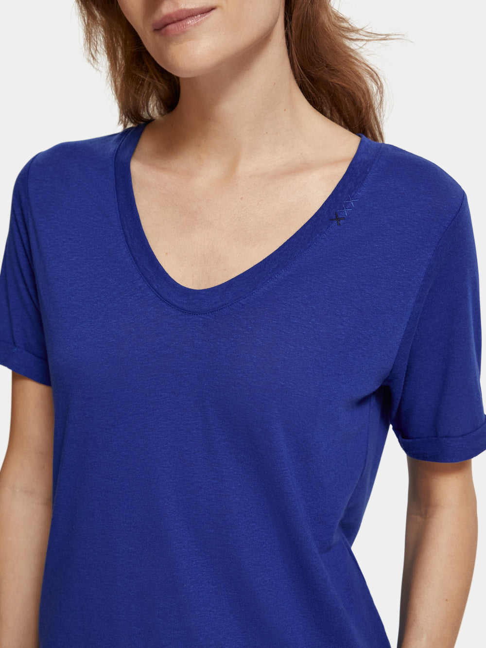 Regular-fit v-neck t-shirt - Scotch & Soda AU