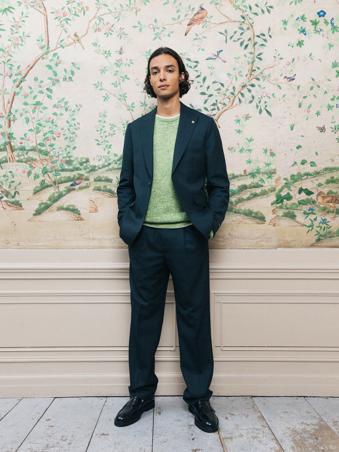 Pleated tailored chinos
