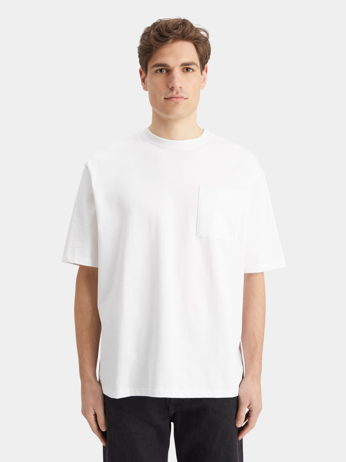 Chest pocket t-shirt