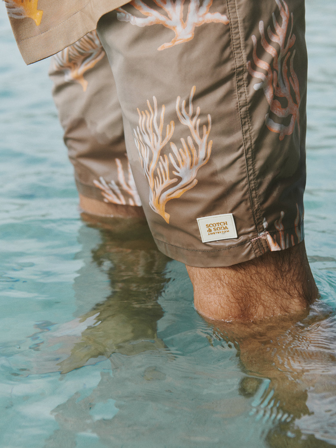 All-over printed longer-length swimshorts - Scotch & Soda AU