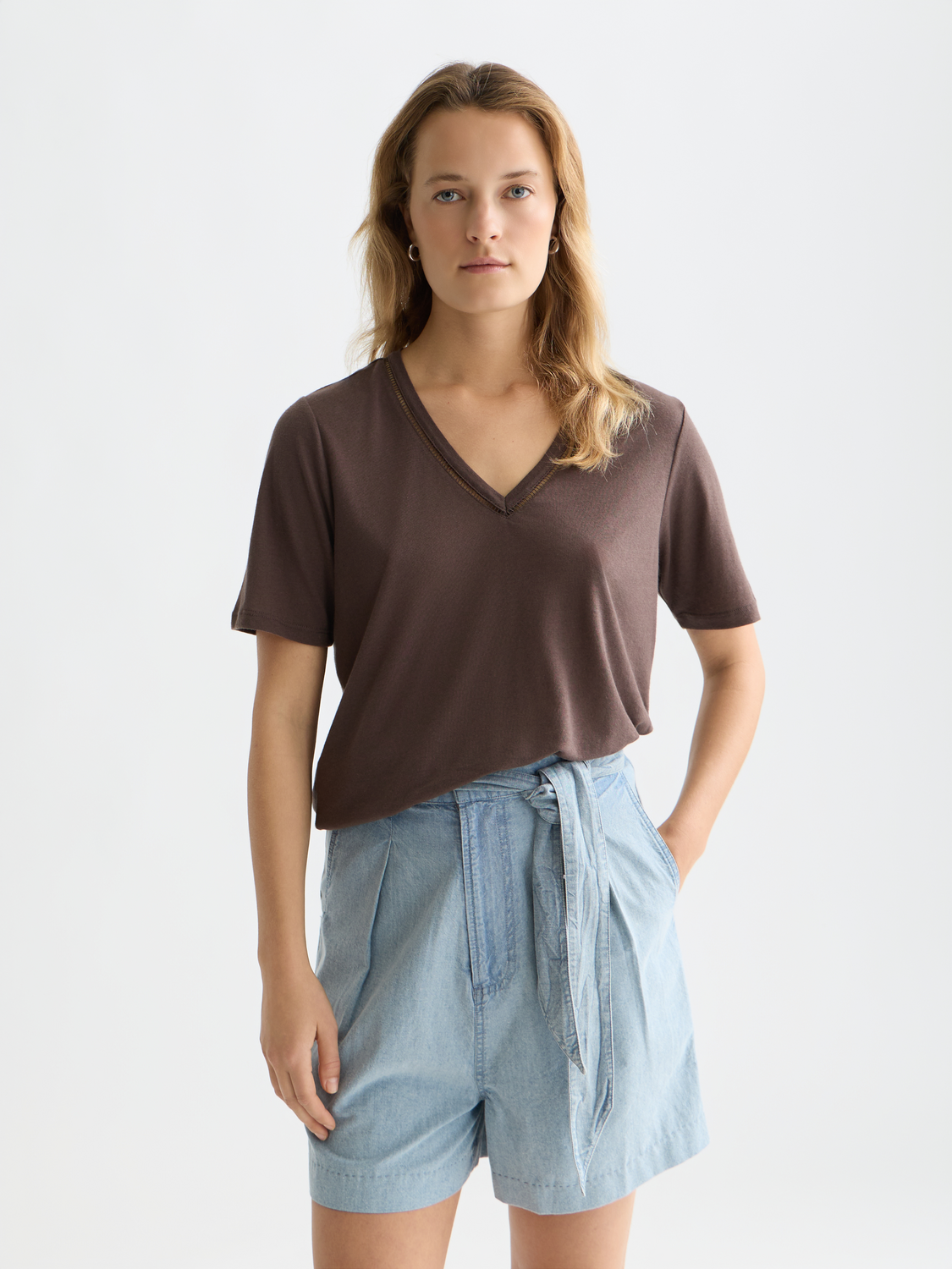 Linen v-neck t-shirt - Scotch & Soda AU