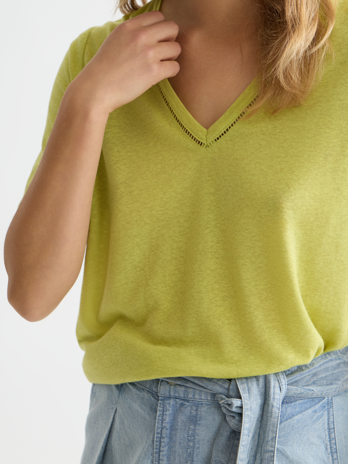 Linen v-neck t-shirt - Scotch & Soda AU