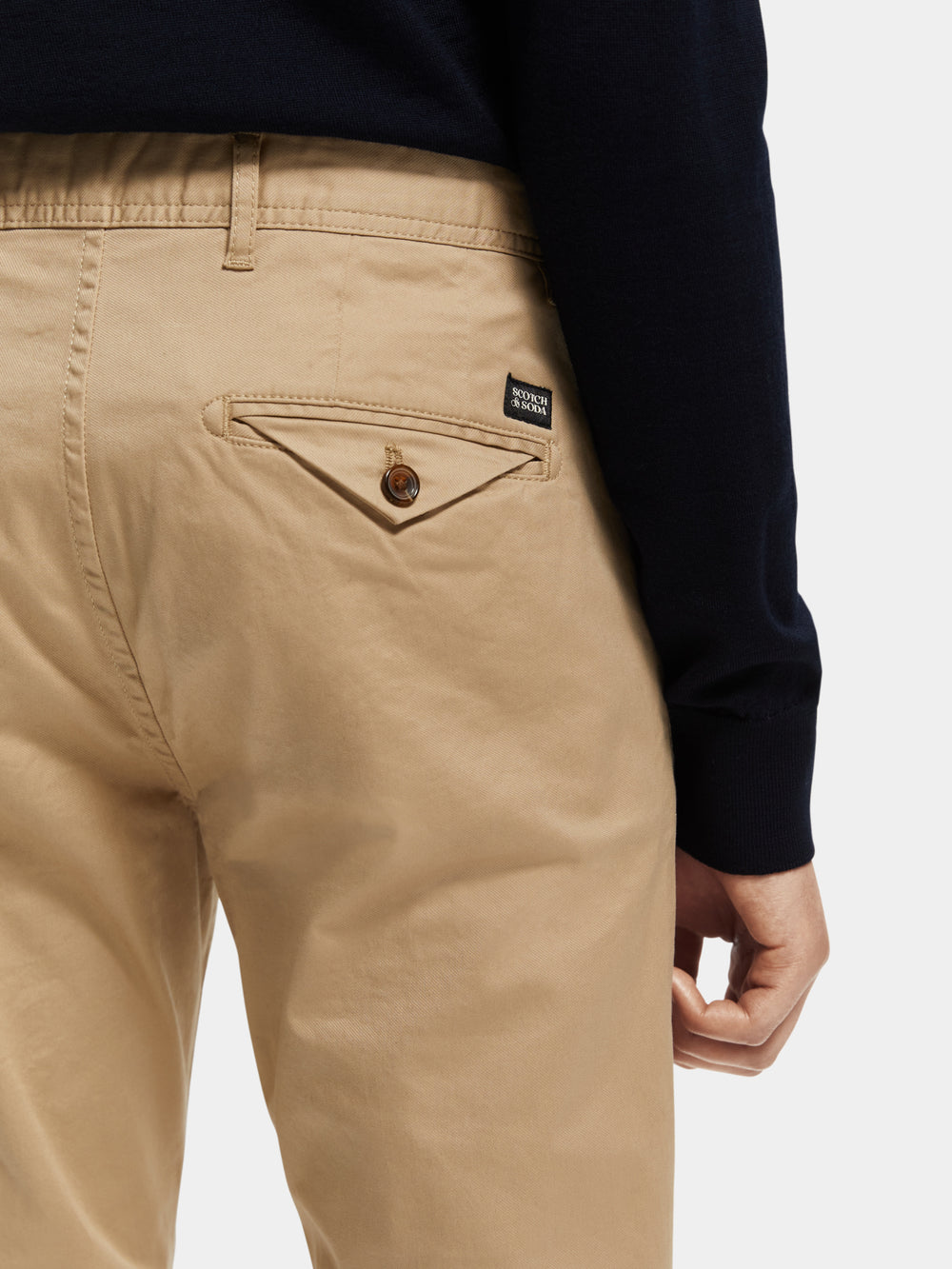 Stuart regular slim fit chinos - Scotch & Soda AU